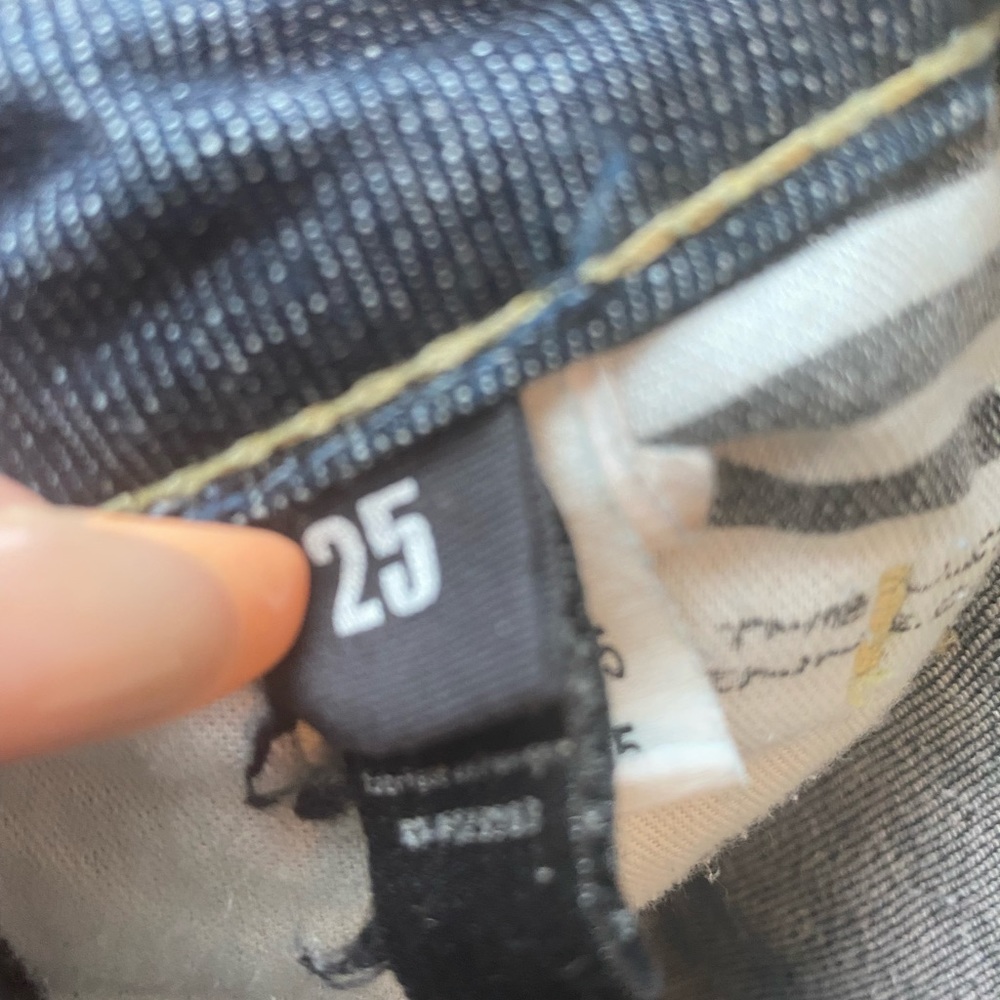 William Rast jeans - Picture 4 of 4